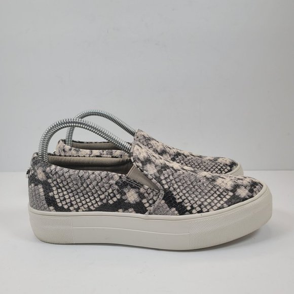 Steve Madden Shoes - Steve Madden Women's Gray Gills Slip On Sneaks US size 6.5M